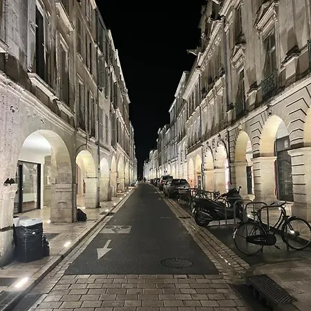 Cosy Avec Terrasse Privee Hypercentre 公寓