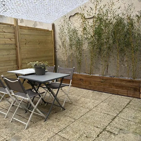 Lägenhet Cosy Avec Terrasse Privee Hypercentre